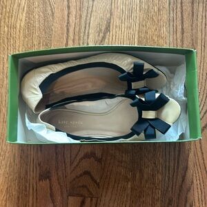 Adorable, vintage, worn twice, cream and black, balletfalts